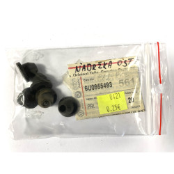 Průchodka motorku ostřikovače