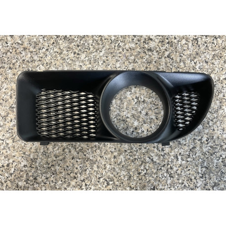 Mřížka mlhovky Levá M98