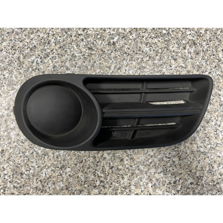 Záslepka do nárazníku pro mlhovku Levá