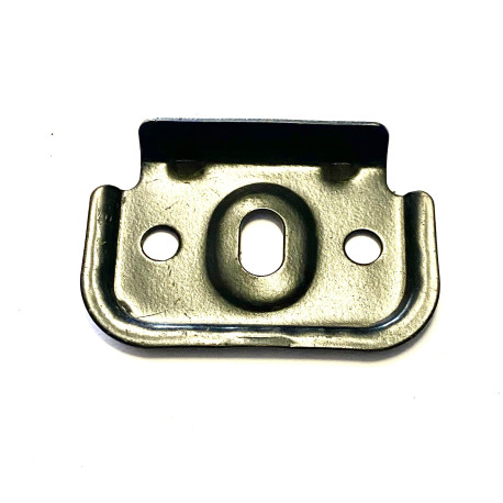 Příchytky přední mřížky Š 105-130