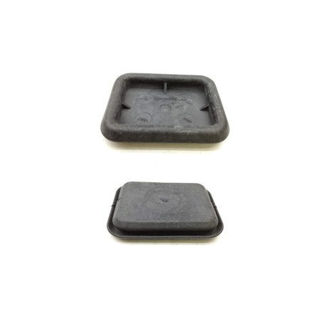 Záslepka .zadní dveře 32X23