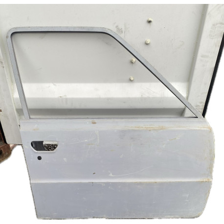 Dveře přední pravé ŠKODA 105,120