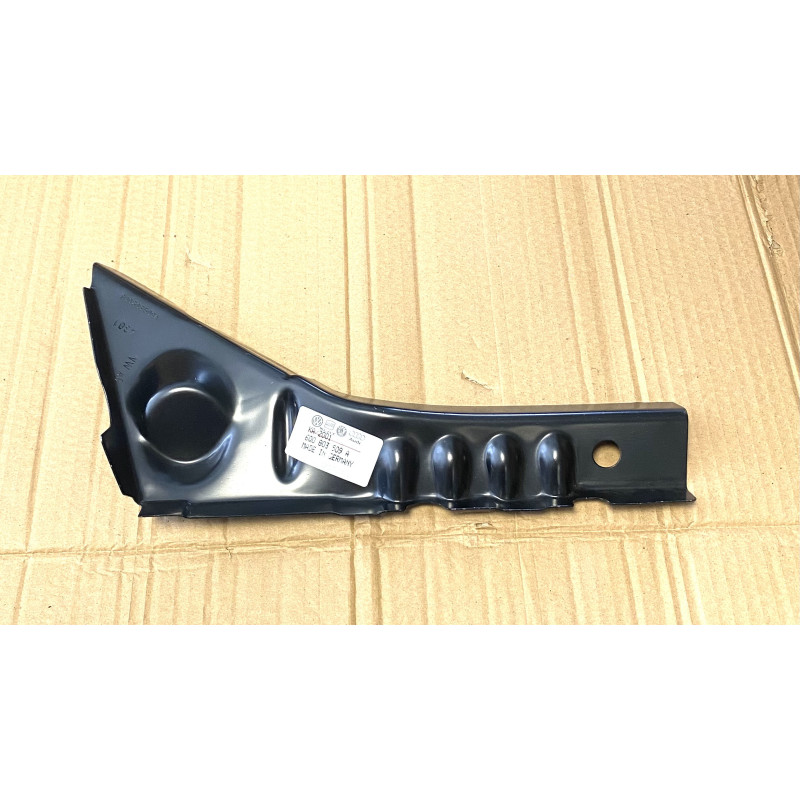 6Q0803509A Spojovací plech karoserie Škoda Fabia